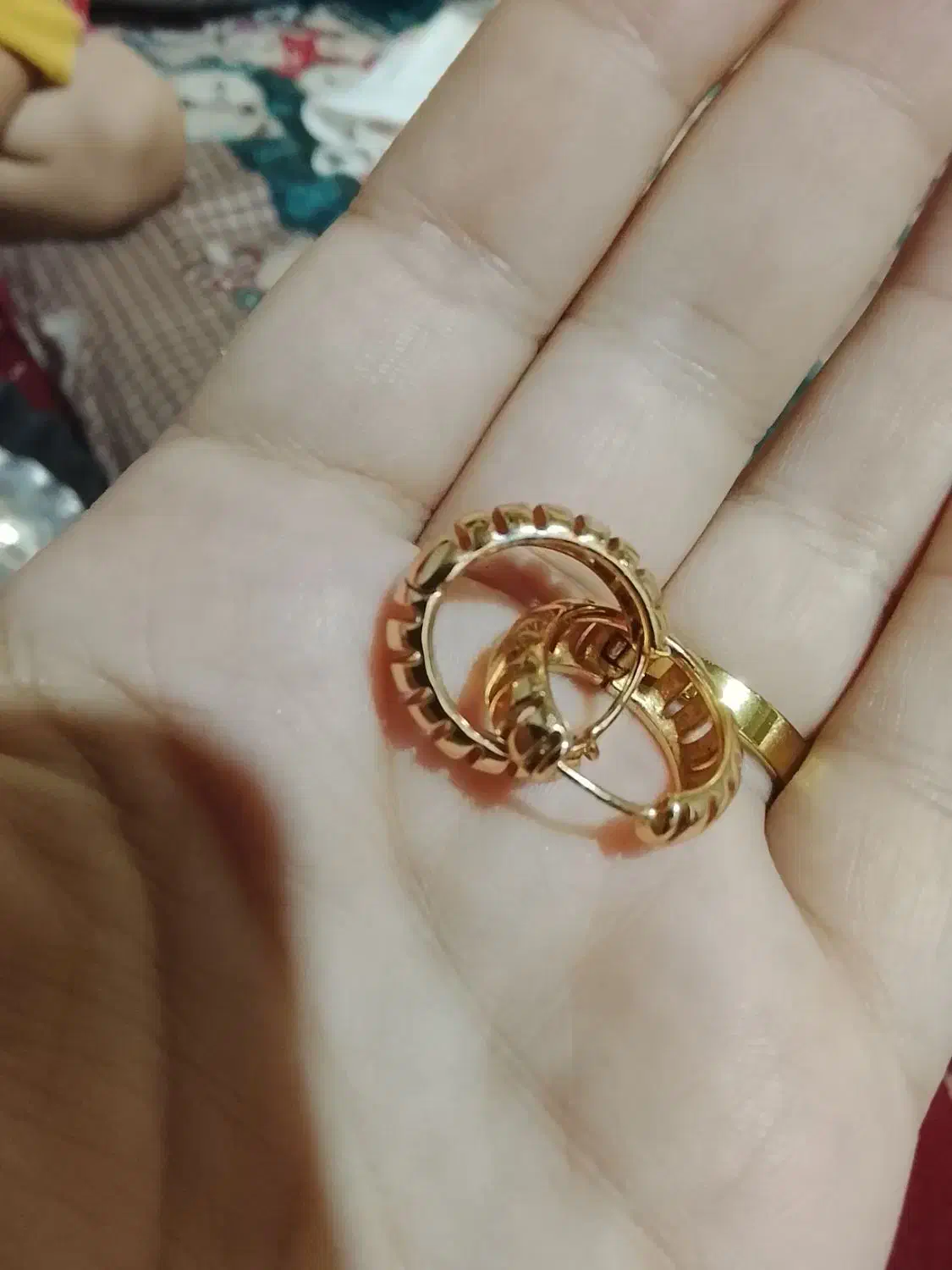 یه جفت گوشواره  رنگ ثابت به فروش می‌رسد|بدلیجات|بهبهان, |دیوار