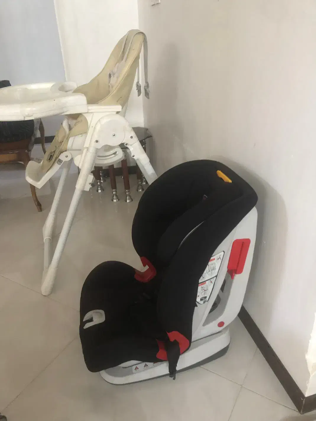 صندلی ماشین و غذا و روروئک|کالسکه و لوازم جانبی|شاهرود, |دیوار