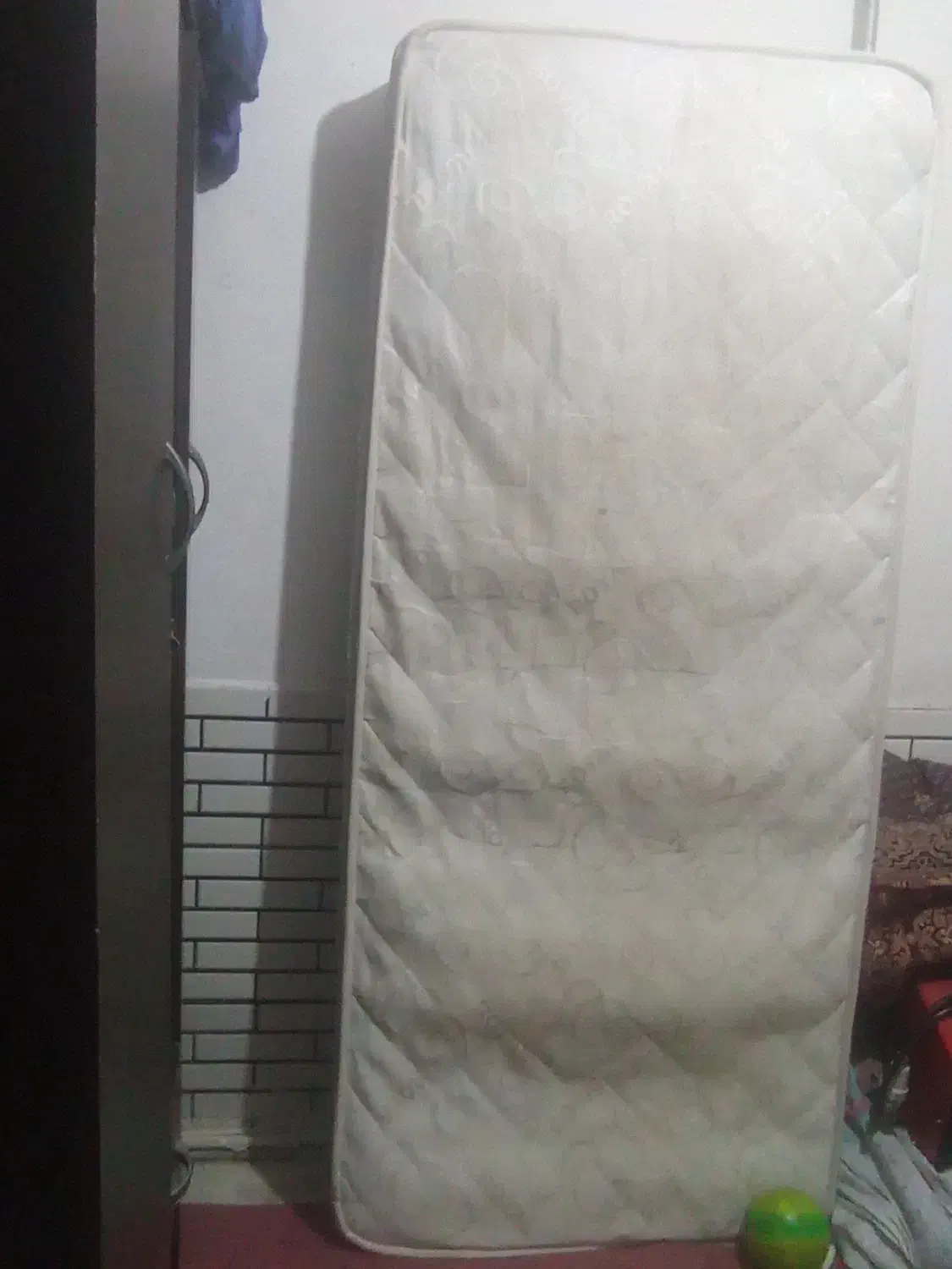 تشک طبی یک نفره|تشک تختخواب|بومهن, |دیوار