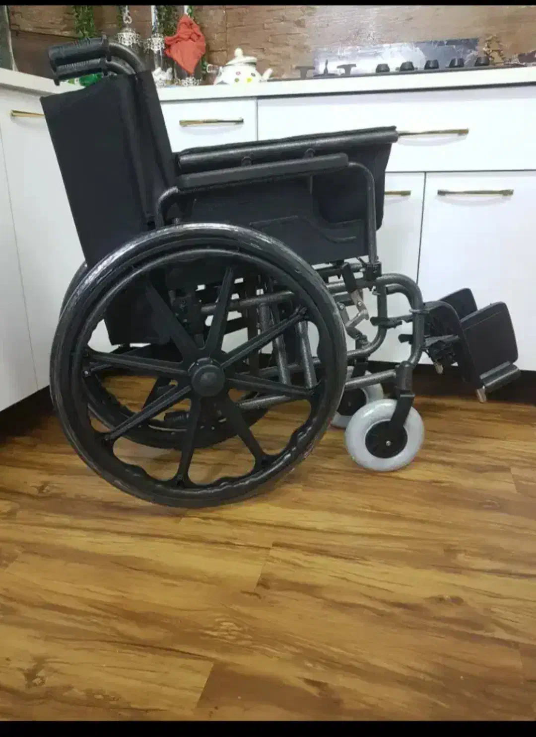 ویلچر اورتوپدی بادی|آرایشی، بهداشتی، درمانی|مشهد, سیلو|دیوار