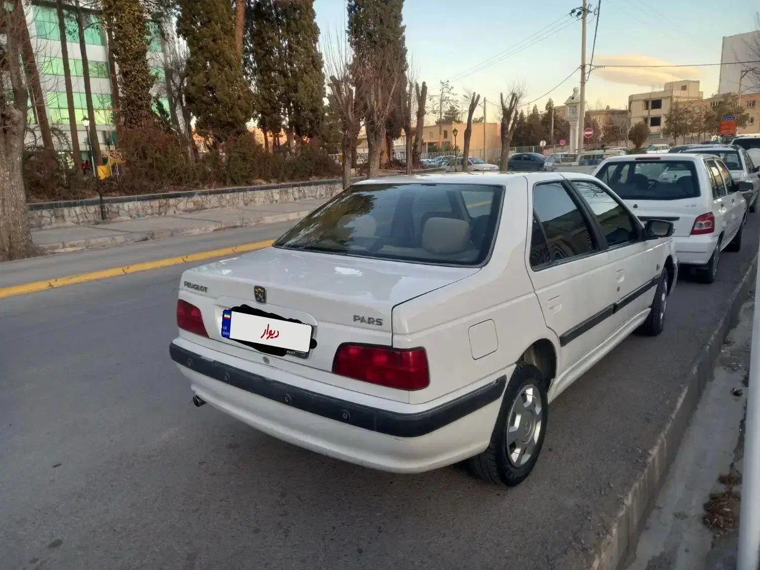 پارس سال  رخ درحد|خودرو سواری و وانت|اقلید, |دیوار