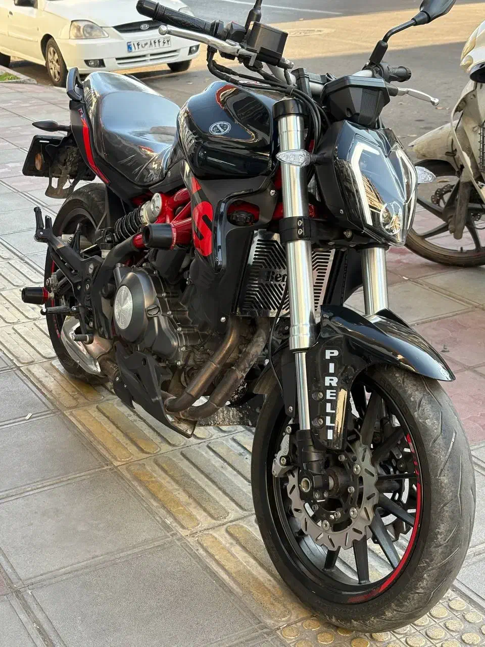 بنلی 300|موتورسیکلت|ساری, |دیوار