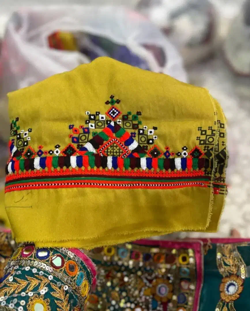 هر دوخت پذیرفته میشود|لباس|چابهار, |دیوار