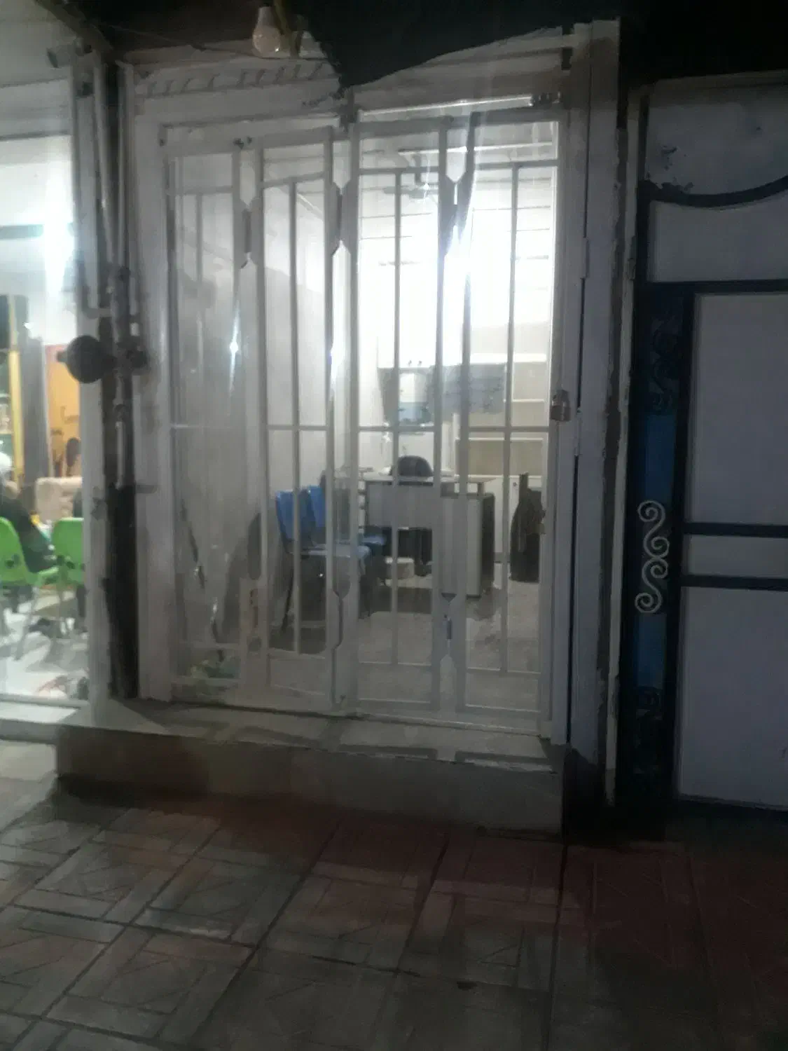 مغازه اجاره ای برای کافی نت|اجارهٔ مغازه و غرفه|سیرجان, |دیوار