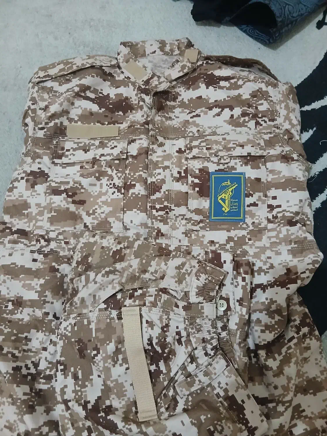 لباس نظامی بسیج نوی نو|لباس|تهران, آهنگ|دیوار