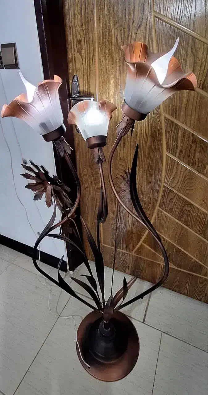 آباژور ایستاده|چراغ خواب و آباژور|اصفهان, نیروگاه|دیوار