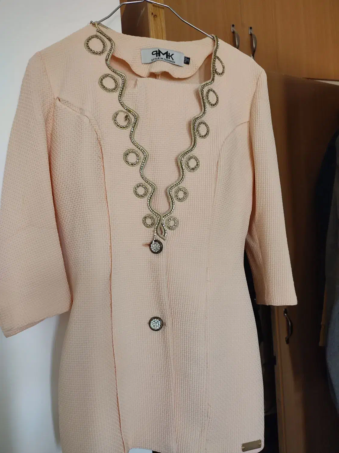 کت شلوار و لباس مجلسی شیک|لباس|کاشان, پشت شهربانی|دیوار