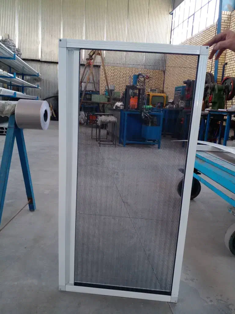 **درب و پنجره توری پلیسه یشل ترکیه**|خدمات پیشه و مهارت|رشت, گلسار|دیوار