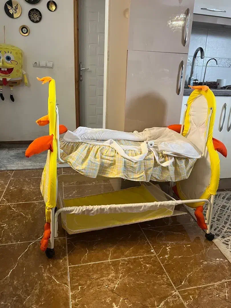 گهواره بچه وساک حمل بچه|تخت و صندلی بچه|گنبد کاووس, |دیوار