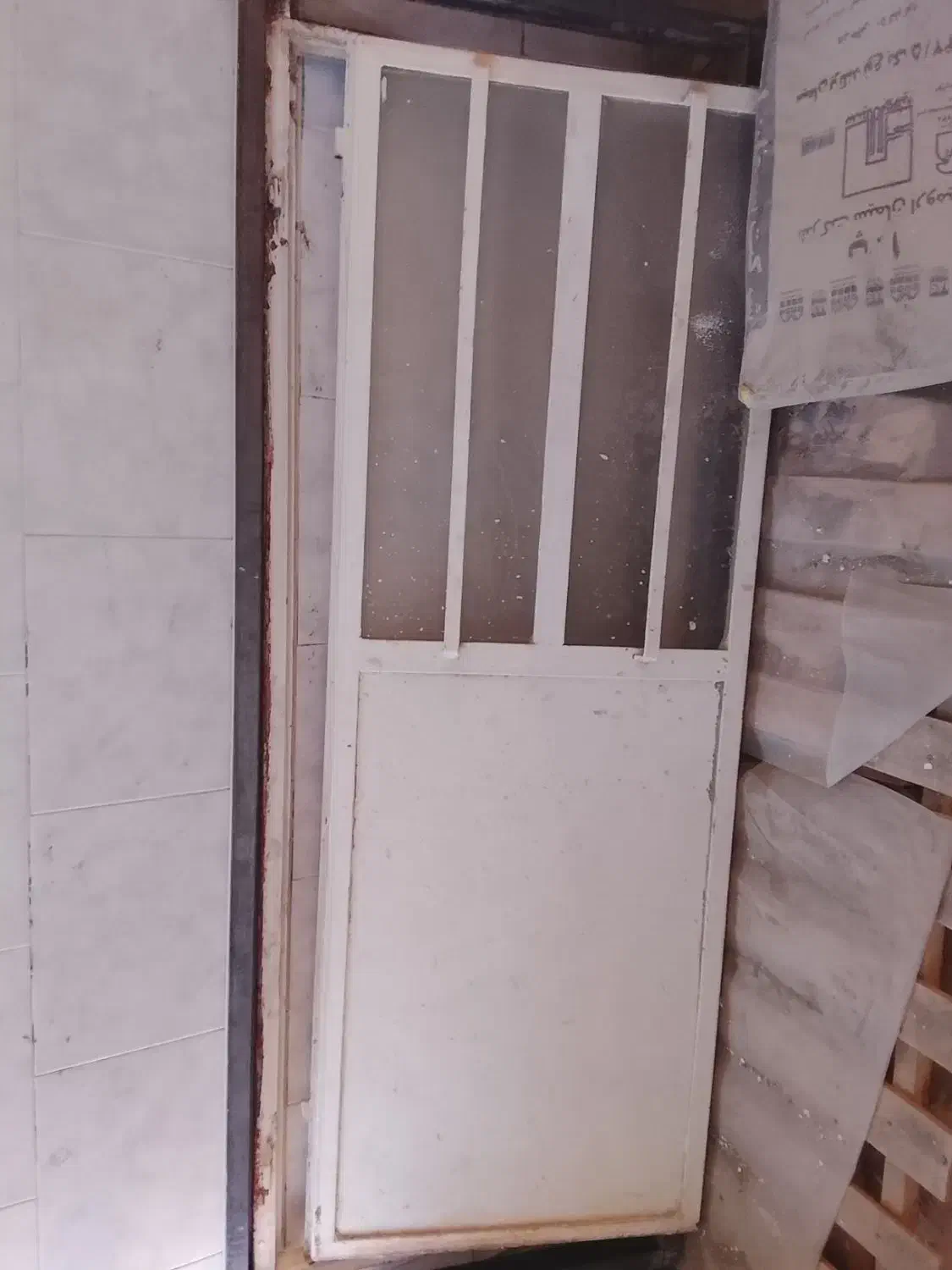 تانکر و درب آهنی و موتور آب برای باغ وقفسه قنادی|مصالح و تجهیزات ساختمان|ارومیه, |دیوار