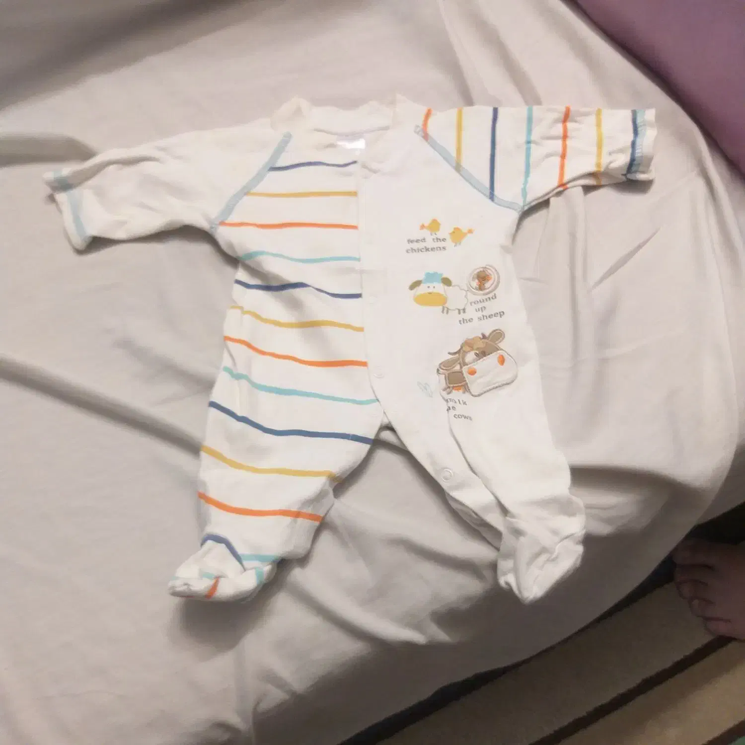 لباس بچه گونه سایز یک داره تا دوسال|کفش و لباس بچه|یزد, |دیوار