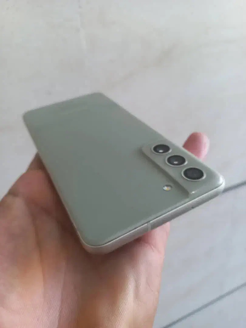 سامسونگ s21fe 5G در حده آک بدون ضربه|موبایل|پاکدشت, پاکدشت (مامازند)|دیوار