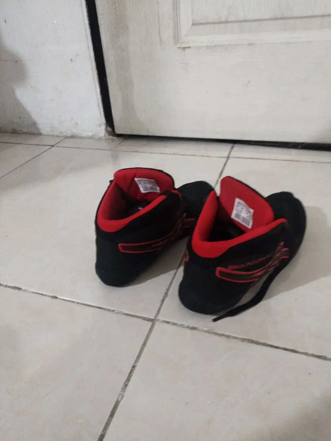 کفش کشتی|کیف، کفش، کمربند|محمدشهر, محمدشهر|دیوار