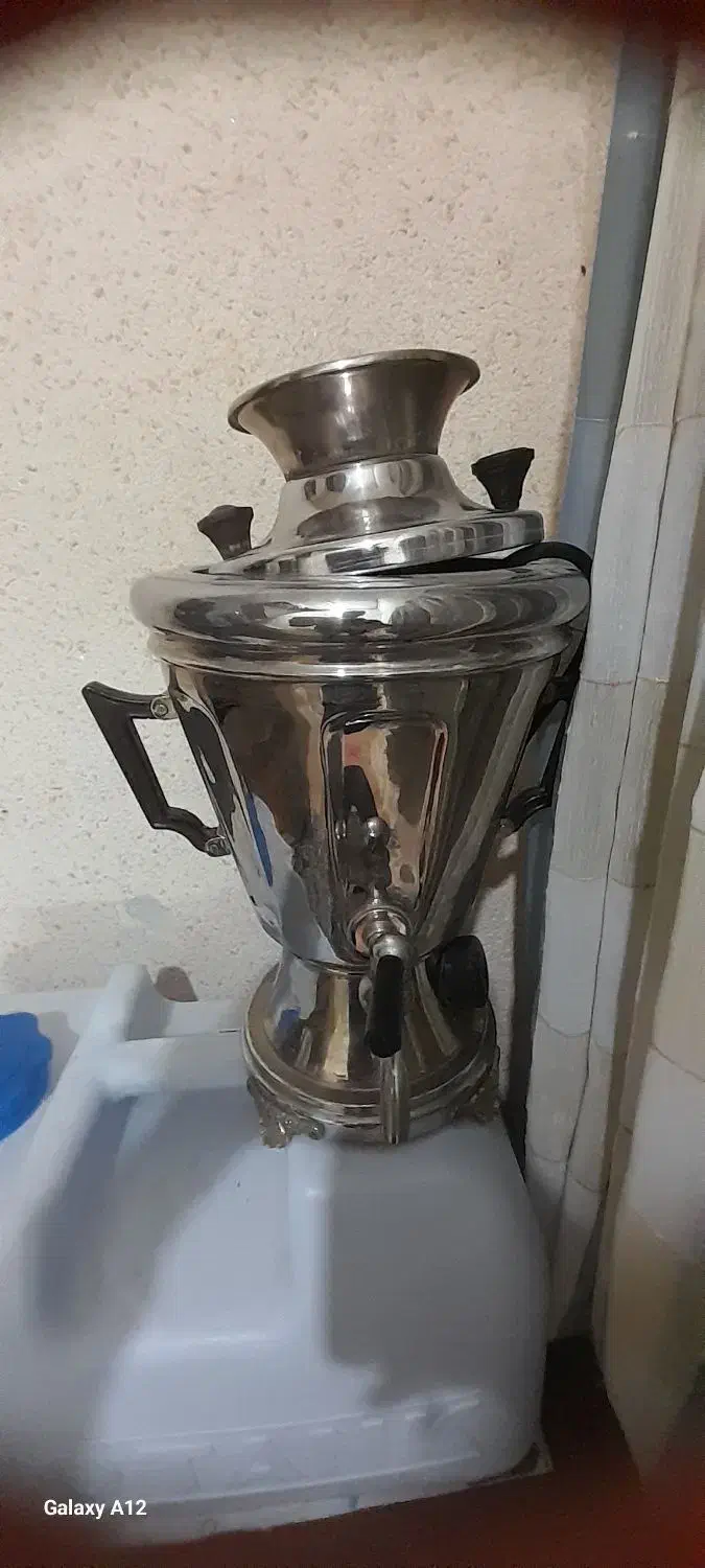 سماور برقی برلیان بایک عدد پایه گازی|سماور، چایساز، قهوهساز|تهران, دژکام|دیوار