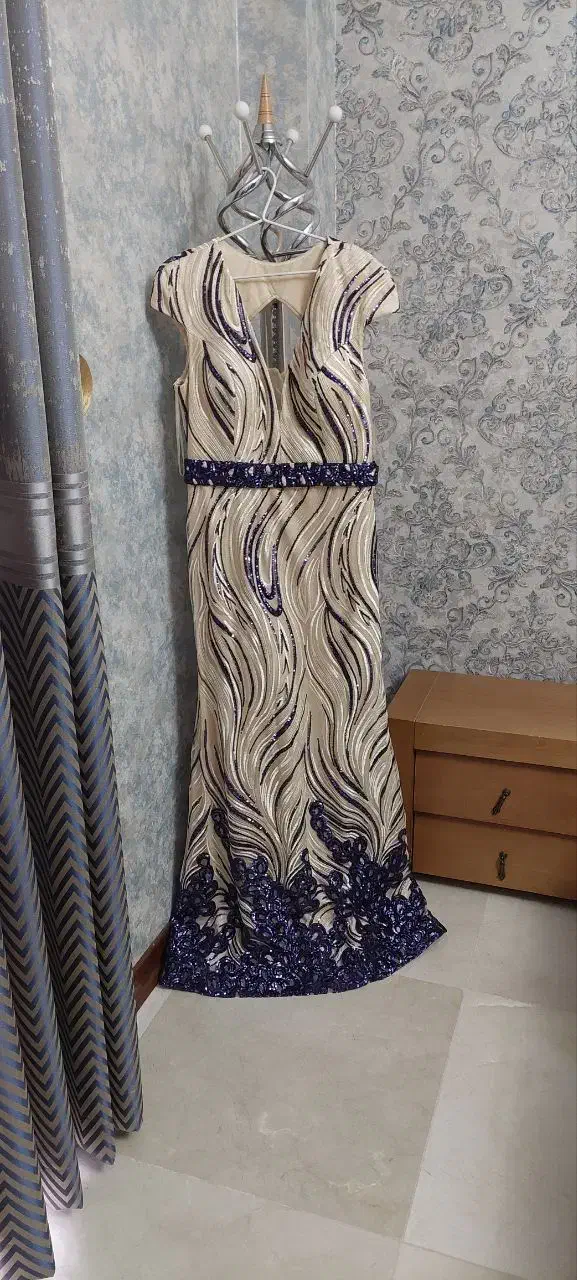 لباس مجلسی|لباس|نجفآباد, ۲۲ بهمن|دیوار