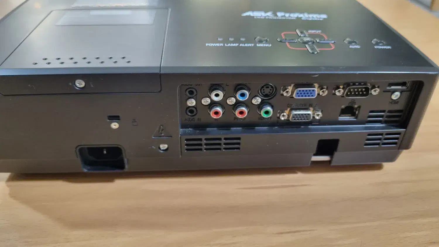 ویدیو پروژکتور با پرده|تلویزیون و پروژکتور|بوشهر, |دیوار