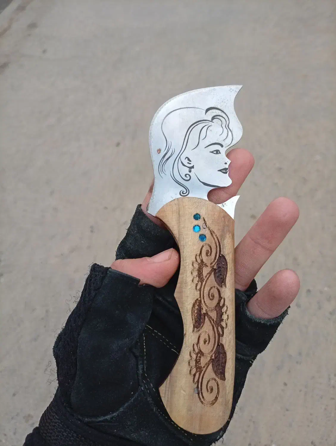 چاقو|کوهنوردی و کمپینگ|بروجرد, |دیوار