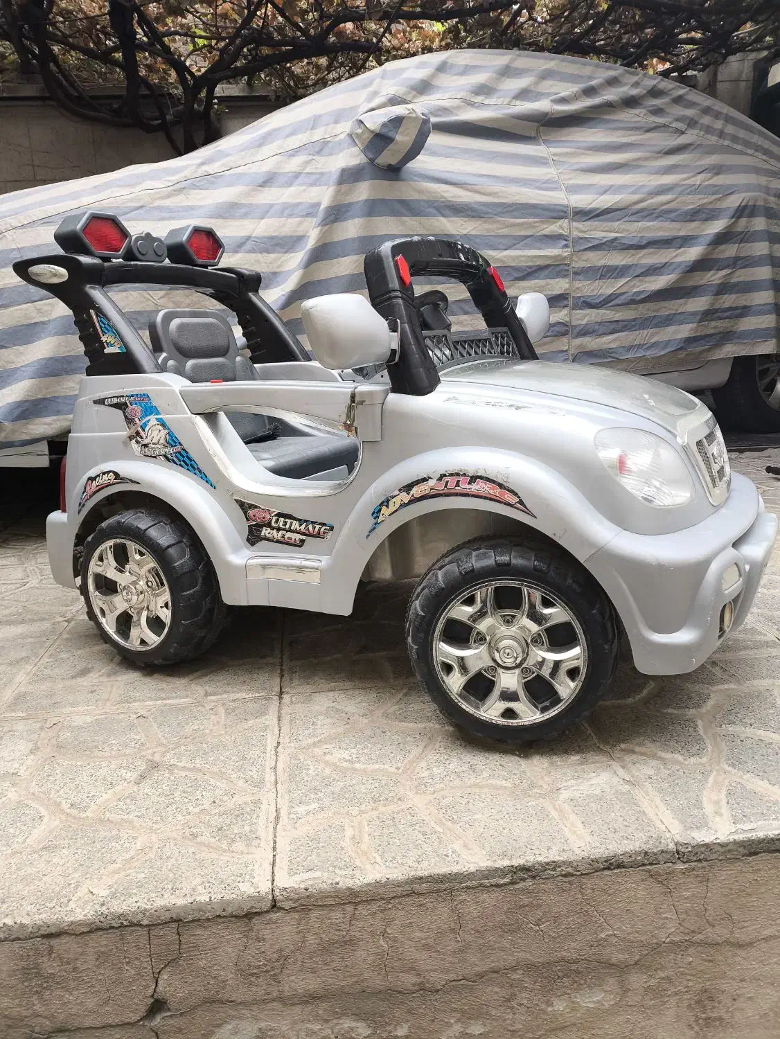 ماشین شارژی|اسباببازی بچه|مشکیندشت, |دیوار