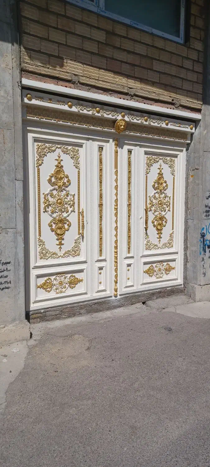 ترکیب طرح کاغذدیواری باشابلون|خدمات پیشه و مهارت|میاندوآب, |دیوار