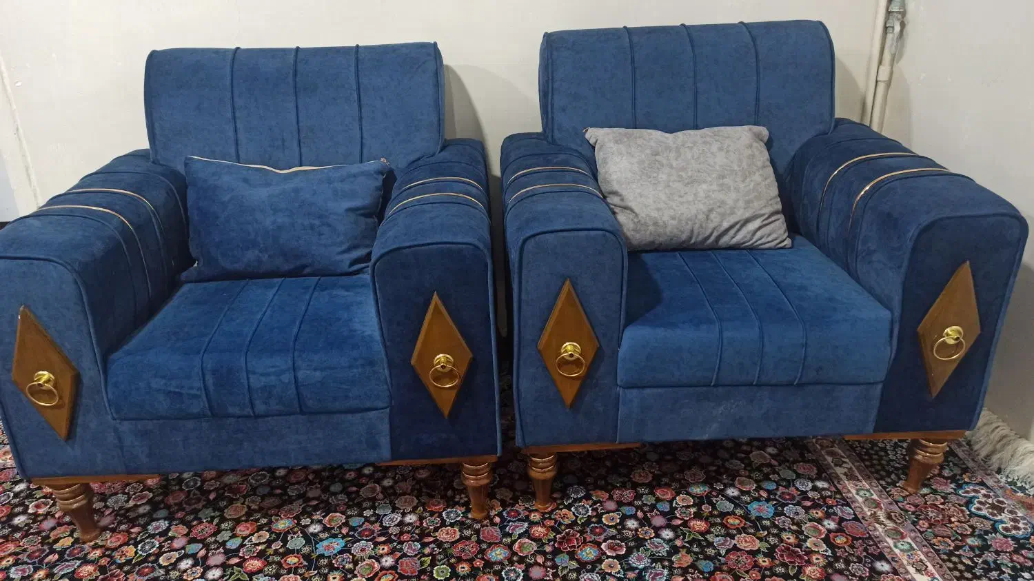 مبل ۷نفره درجه ۱ درحد نو|مبلمان خانگی و میز عسلی|جوانرود, |دیوار