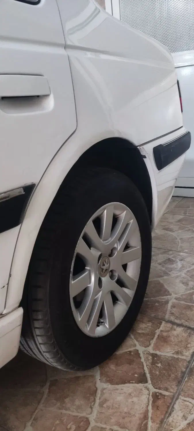 پارس سفارشی ELX XUMموتور ۲۰۰۰داشبورد جدیدفروش فوری|خودرو سواری و وانت|شیراز, ارم|دیوار