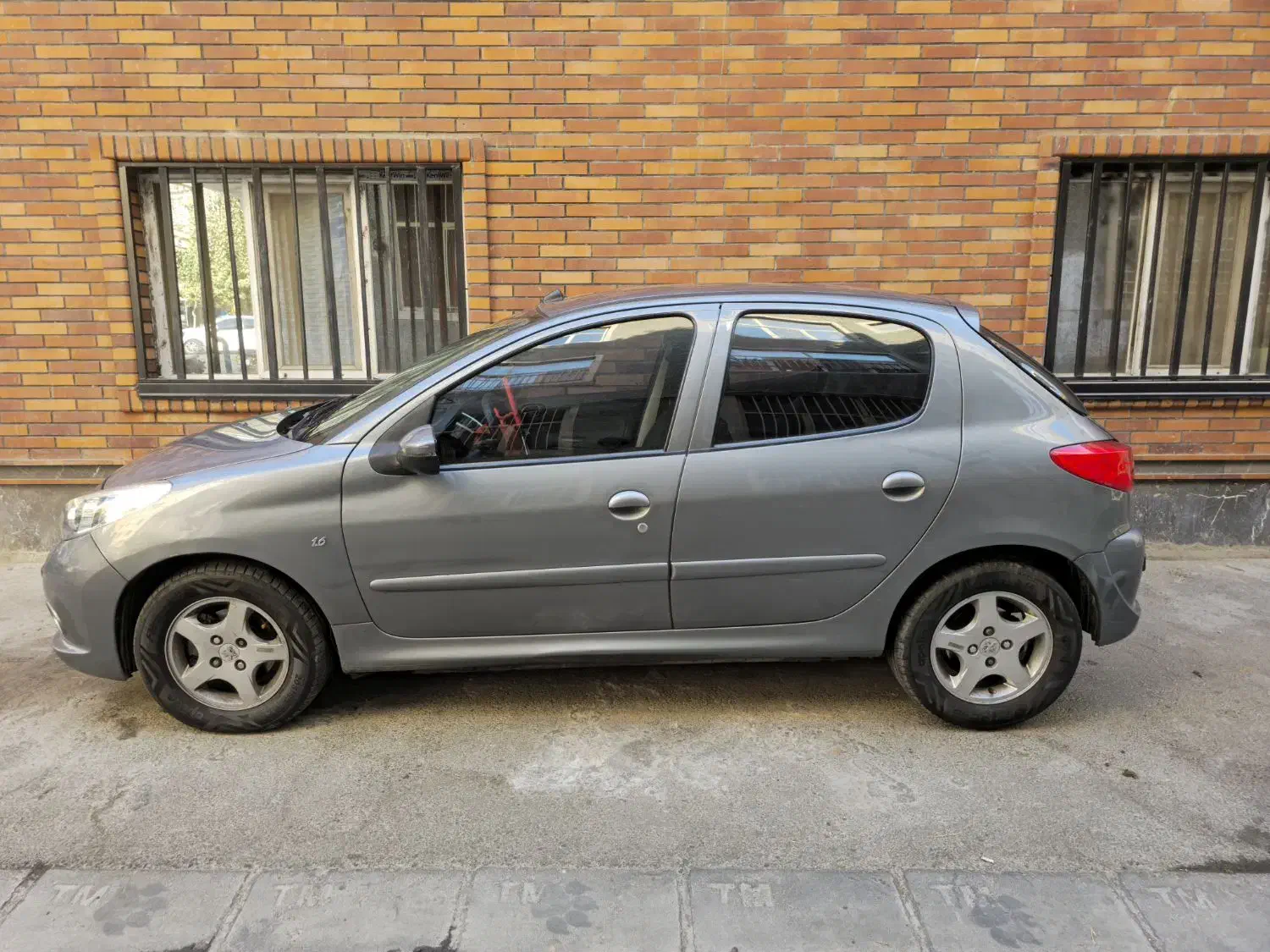 207i اتومات|خودرو سواری و وانت|تهران, بهار|دیوار