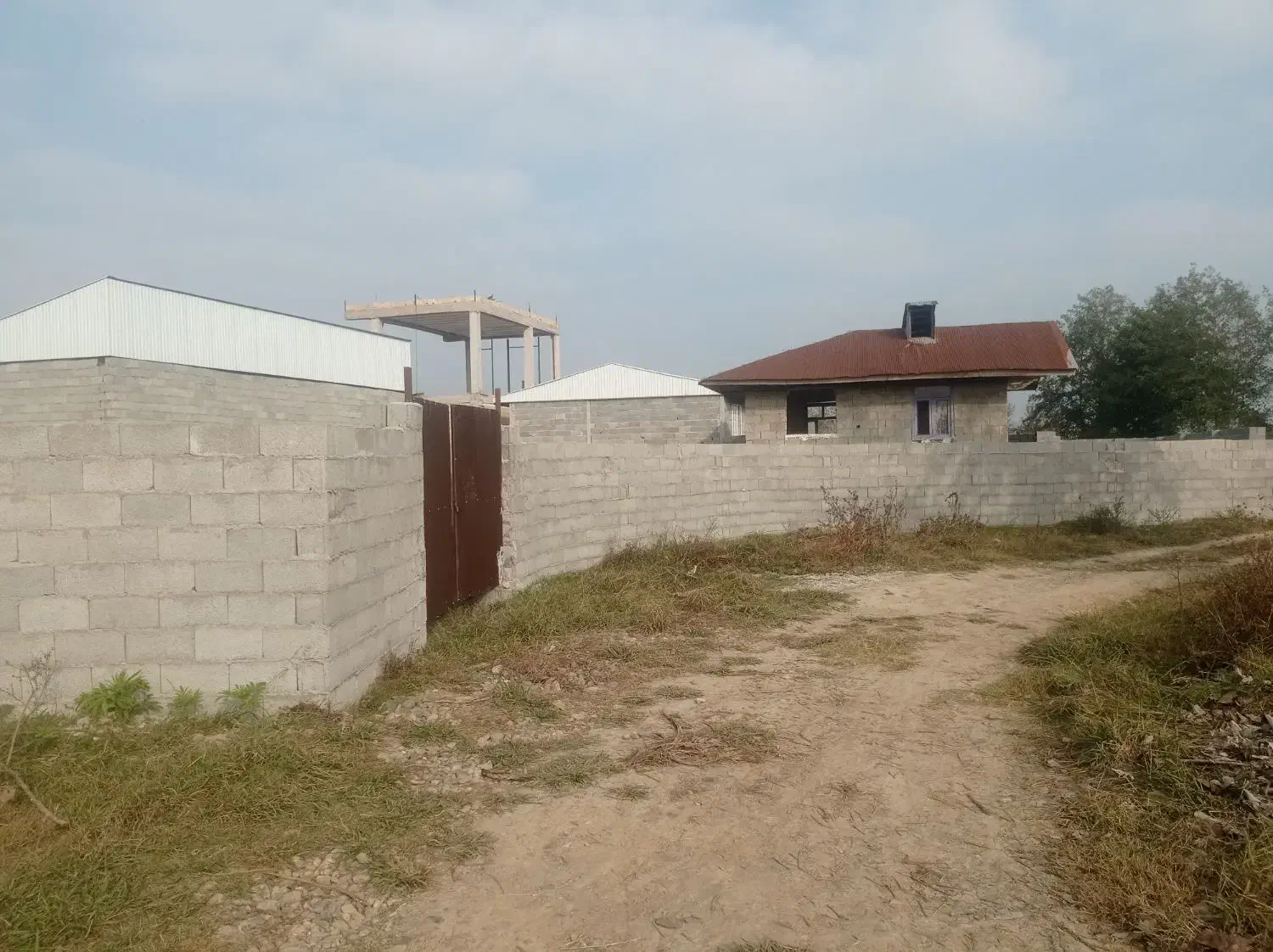 600متر زمین به همراه بنای کلنگی قدیمی|فروش زمین و ملک کلنگی|صومعه‌سرا, |دیوار