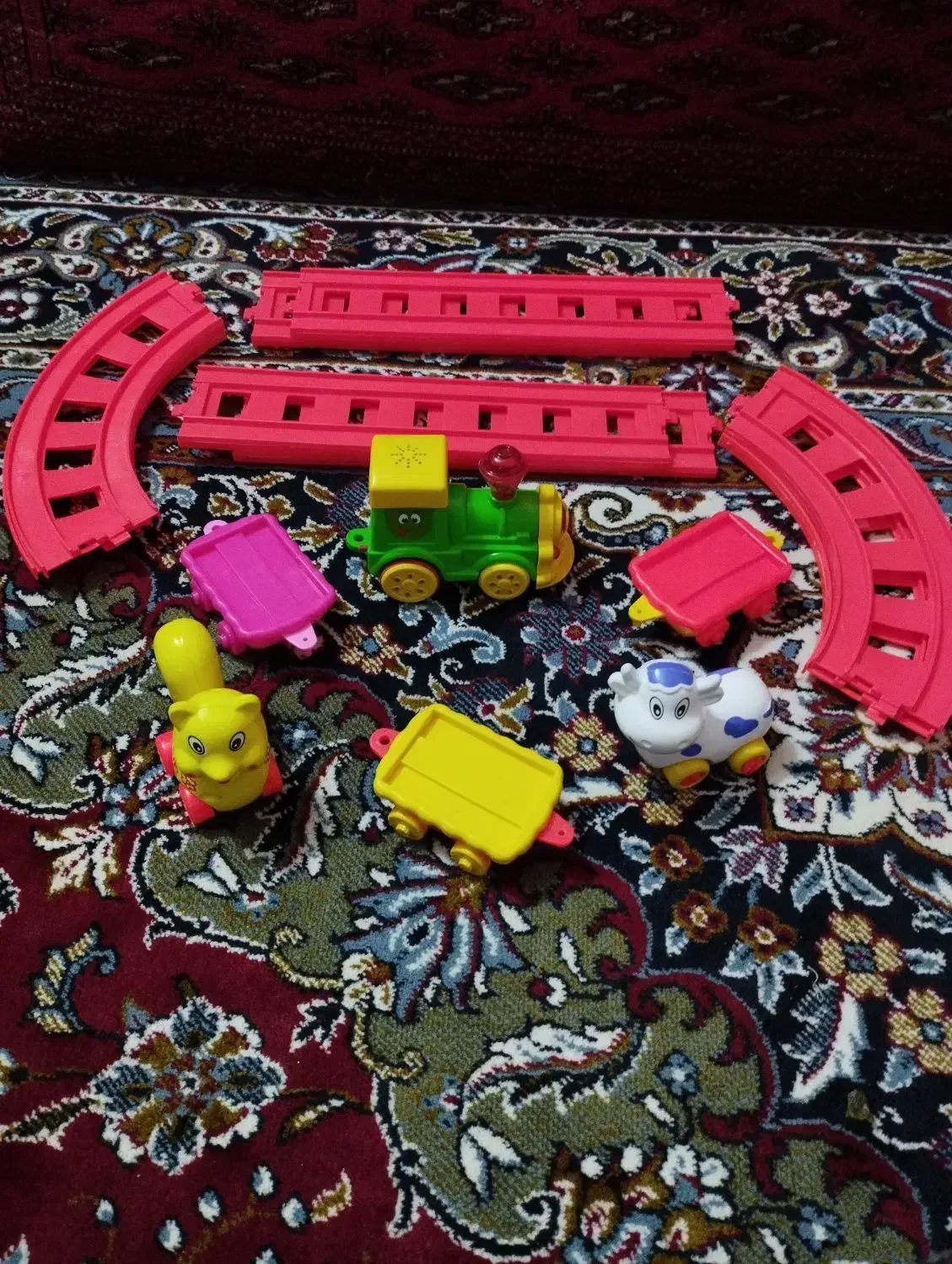 تعدادی اسباب بازی بسیار زیبا و تمیز|اسباب‌‌بازی|قزوین, |دیوار