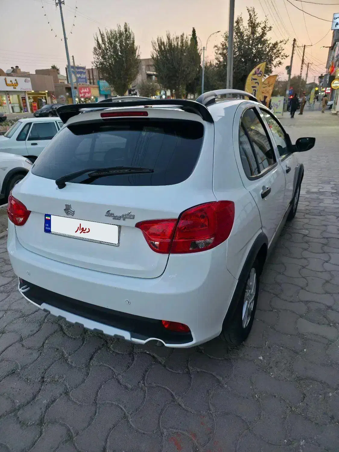 کوئیک اتومات فول آپشن|خودرو سواری و وانت|سیرجان, |دیوار