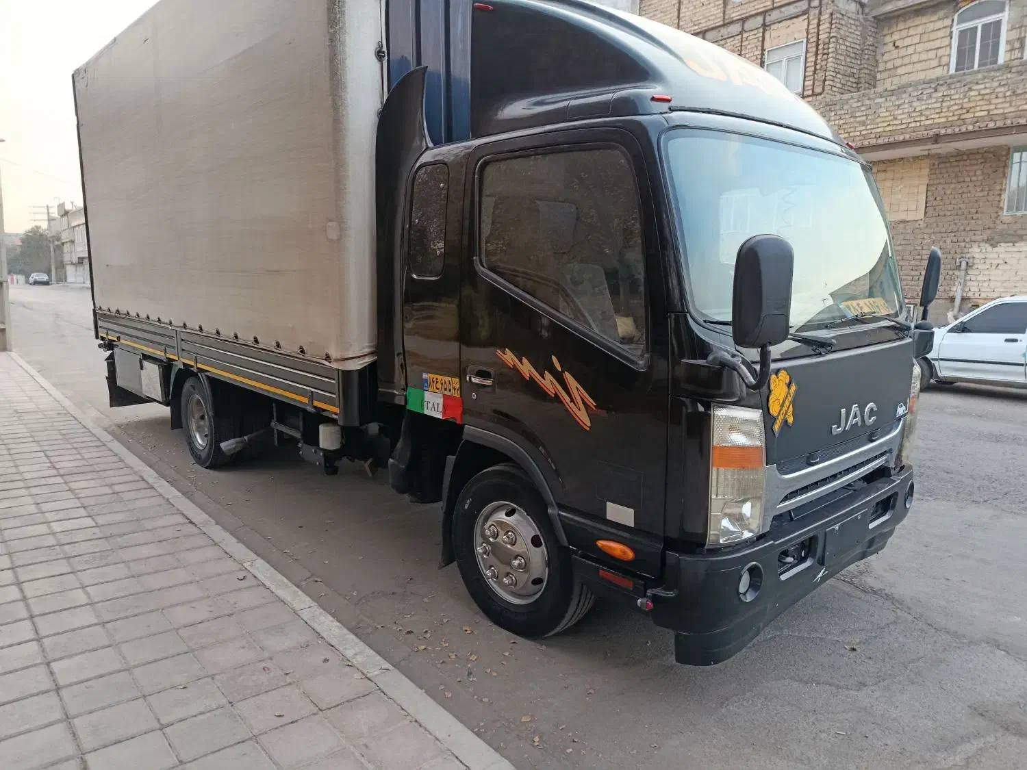 جک شش تن وارداتی|خودرو سنگین|قم, شهرک مهدیه (مدرس)|دیوار