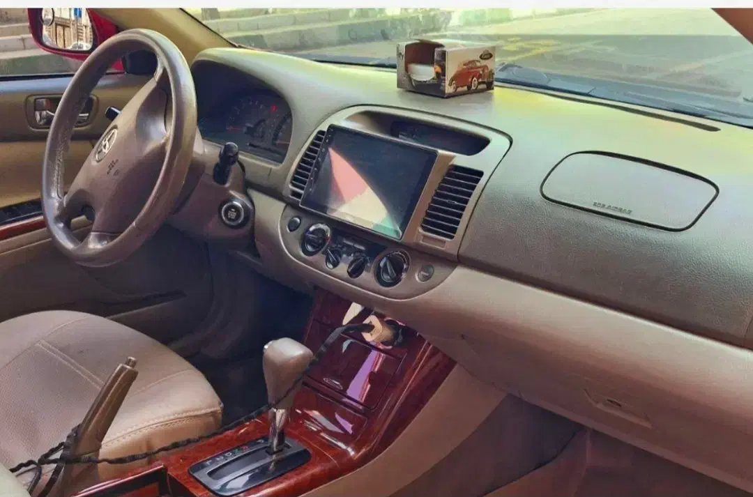 تویوتا کمری ۴ سیلندر .مدلی ۲۰۰۶ گرند.رنگ قرمز.|خودرو سواری و وانت|تهران, فردوس|دیوار