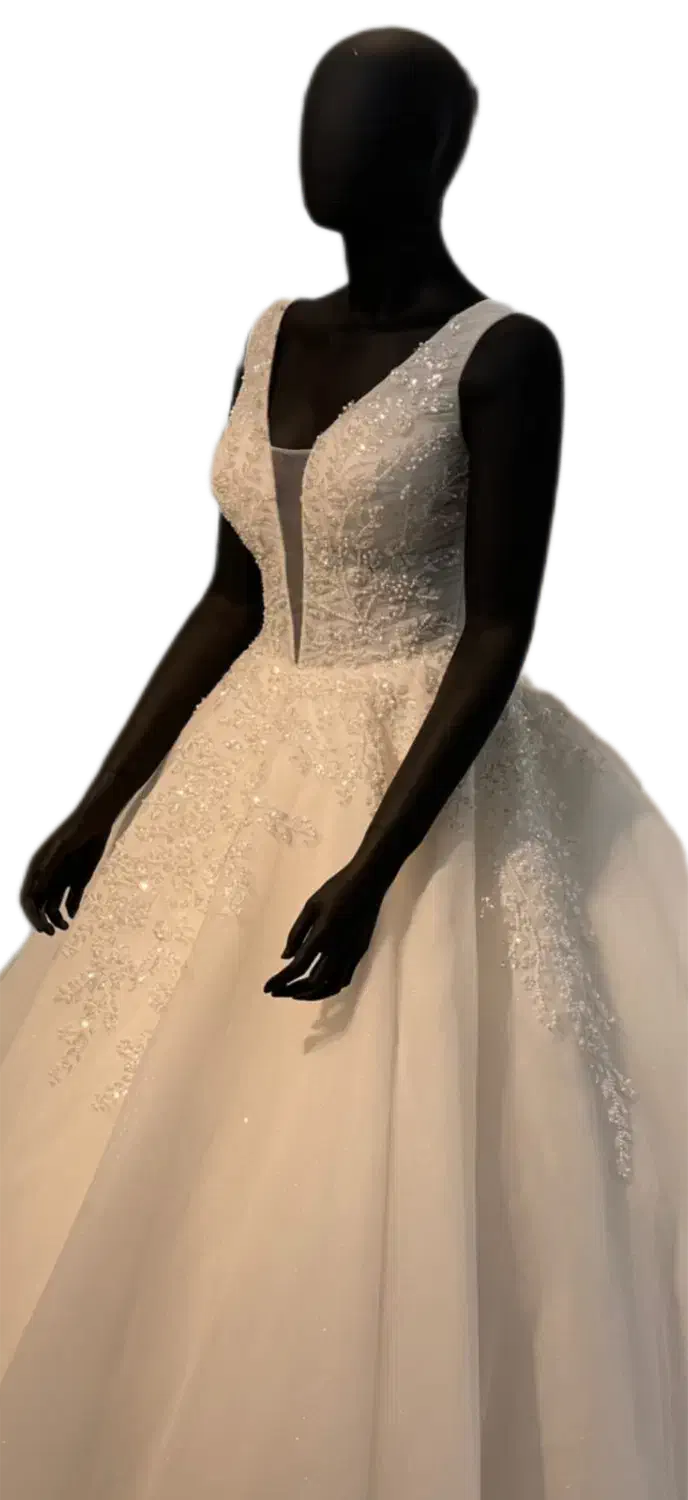 فروش ویژه لباس عروس کاملا سالم و تمیز|لباس|برخوار, |دیوار