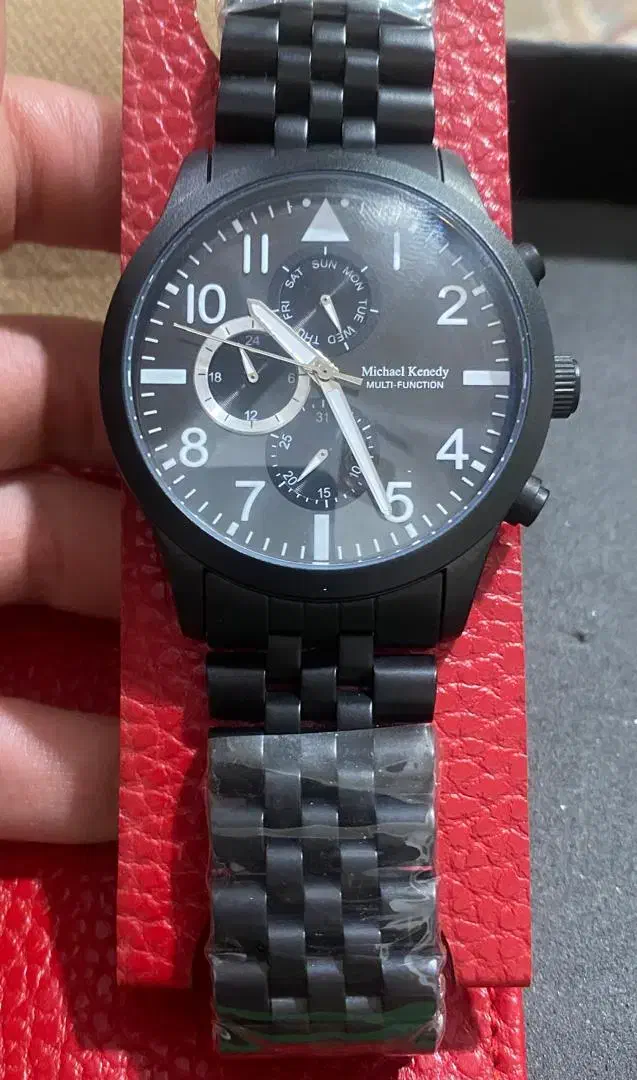 فروش ساعت اورجینال برای خاص پسندا|ساعت|خرمآباد, |دیوار