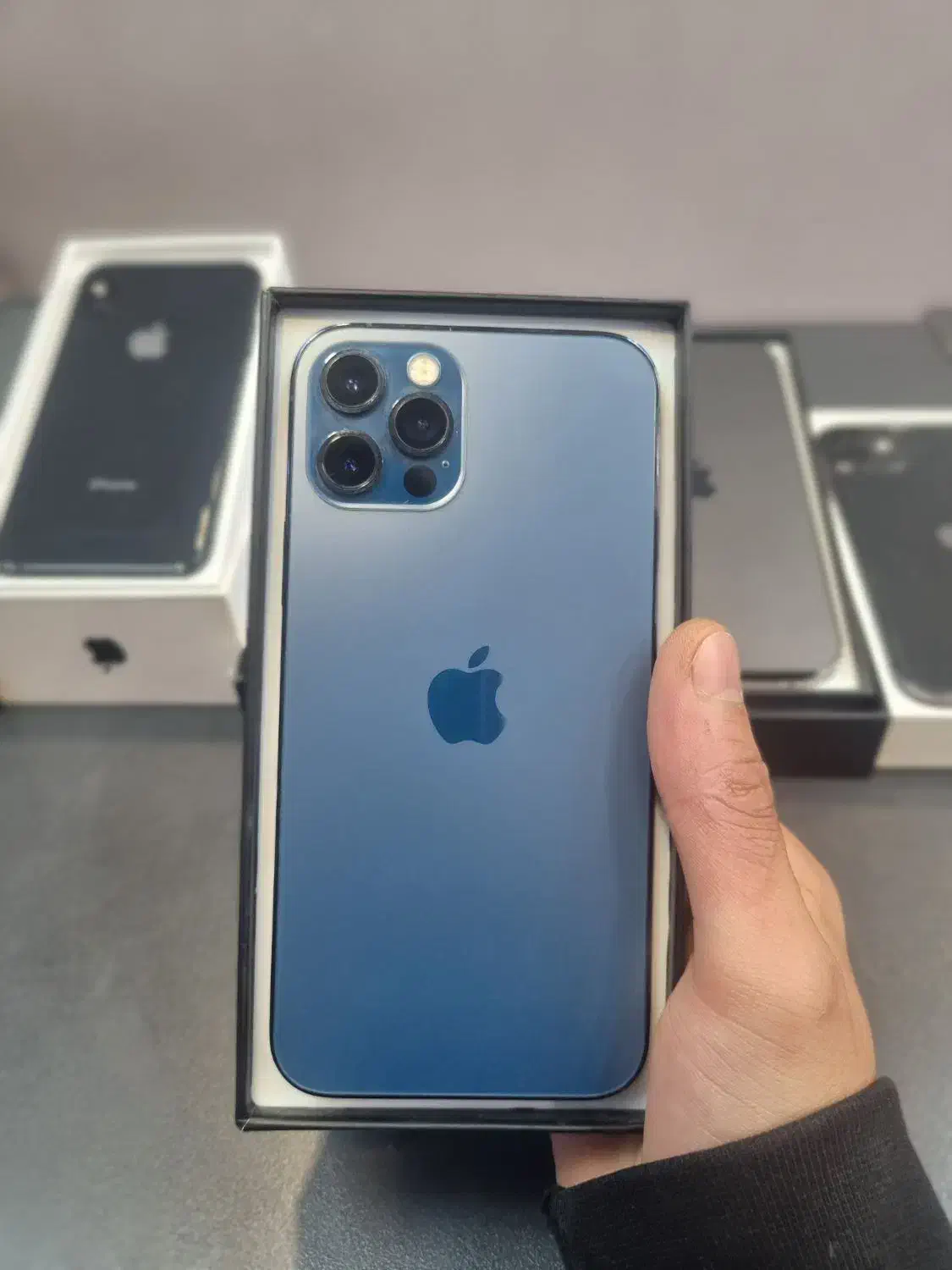 12pro|موبایل|تهران, فردوسی|دیوار