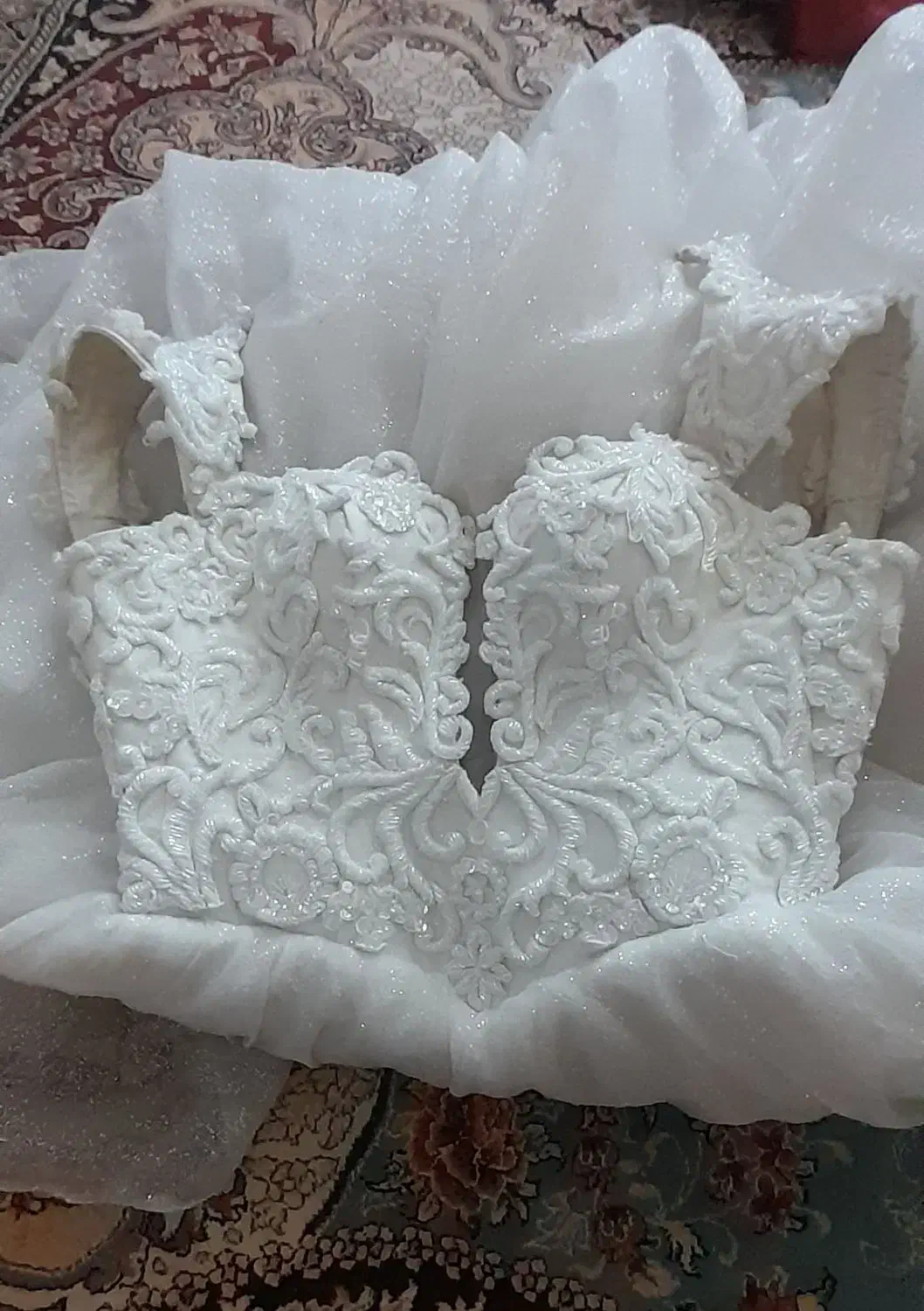 دوتا لباس مجلسی و دامن گیپور طبقه طبقه|لباس|نیشابور, بلوار گلها|دیوار