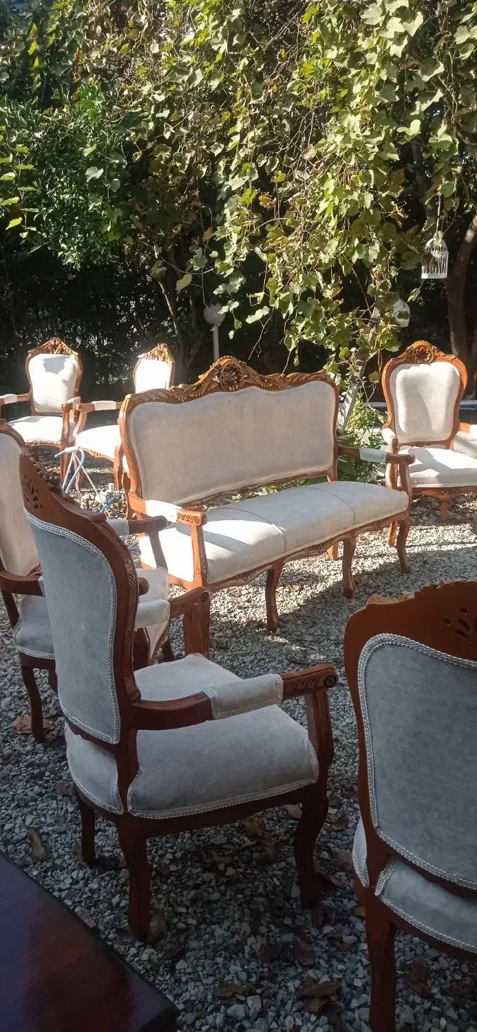 مبل کلاسیک نیو لهستانی به خاطر تغییر صنف|مبلمان خانگی و میز عسلی|نوشهر, |دیوار