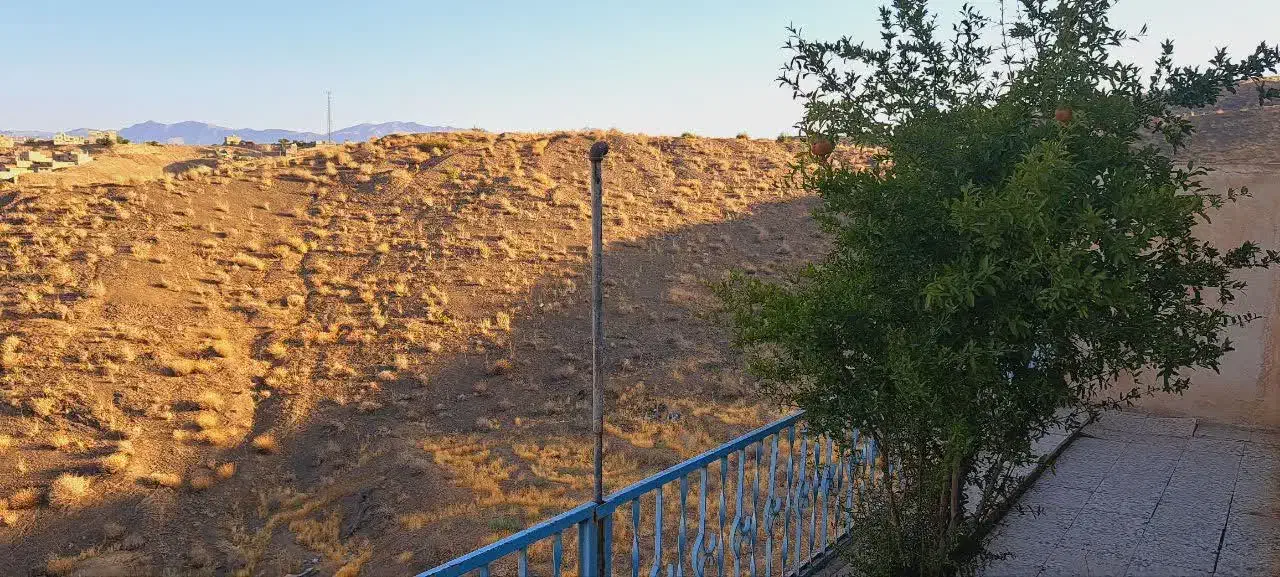 منزل در باغبهادران.|فروش خانه و ویلا|فولادشهر, باغشاد|دیوار