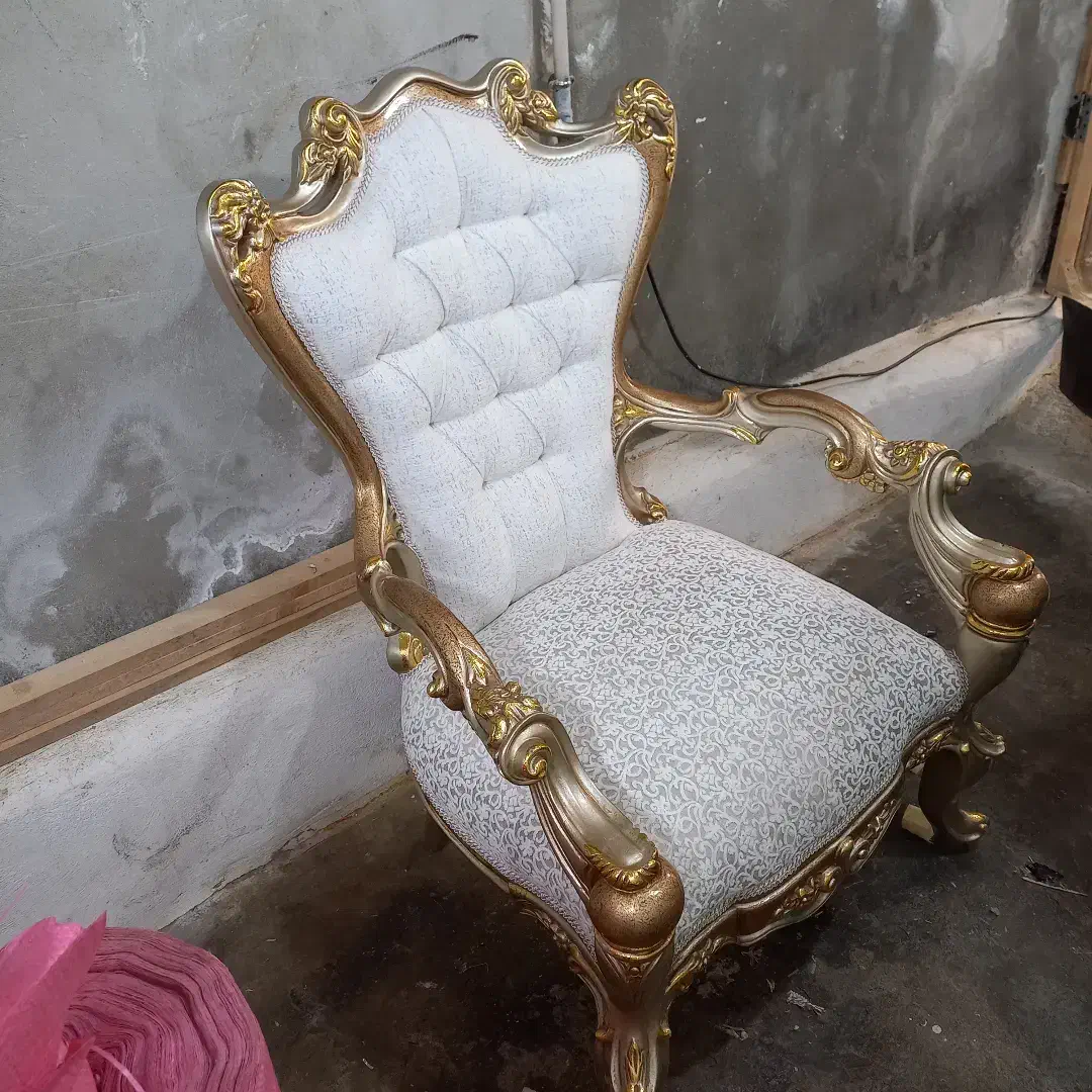 تعمیرات انواع مبلمان|خدمات پیشه و مهارت|رشت, دروازه لاکان|دیوار