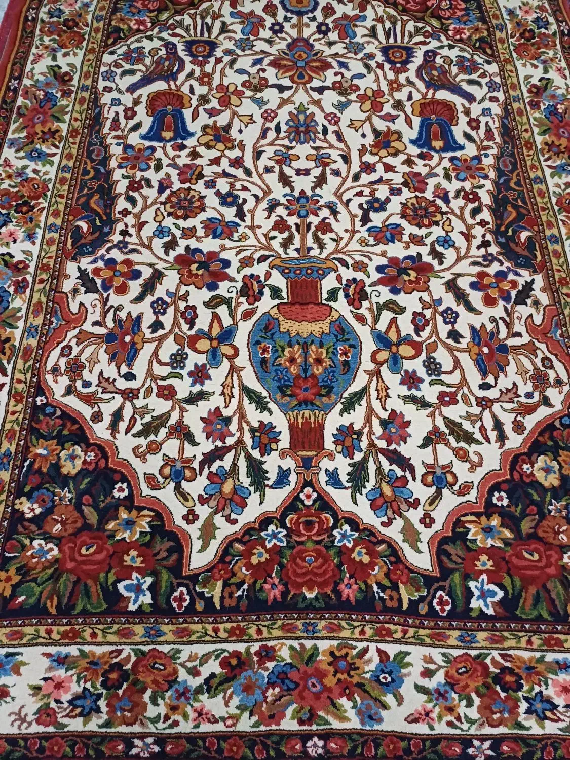 فرش بختیاری اصیل رنگ گیاهی|فرش|اصفهان, نقش جهان|دیوار