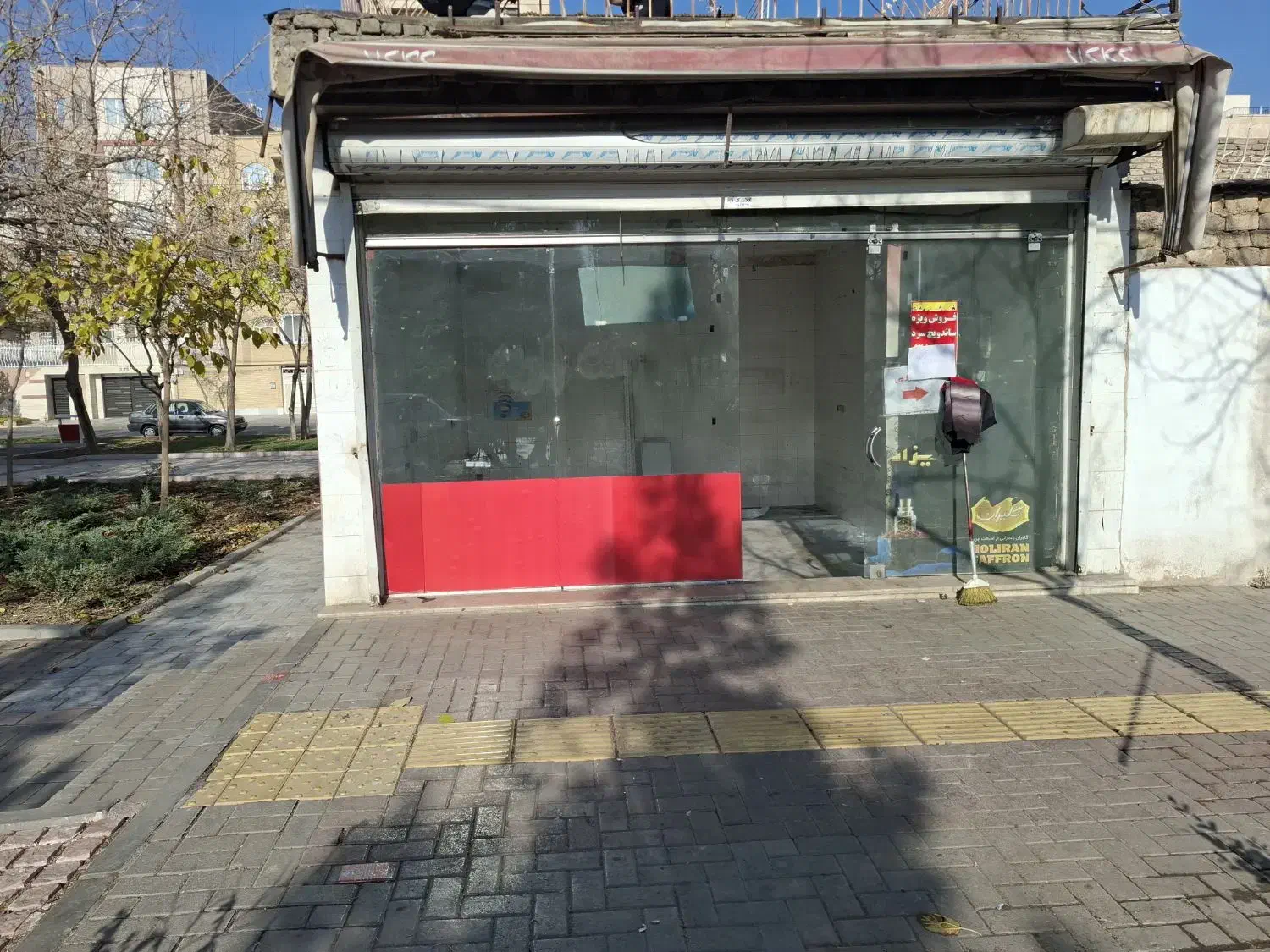 سایه بان سالم ولی مستعمل|فروشگاه و مغازه|مشهد, شهید رضوی|دیوار