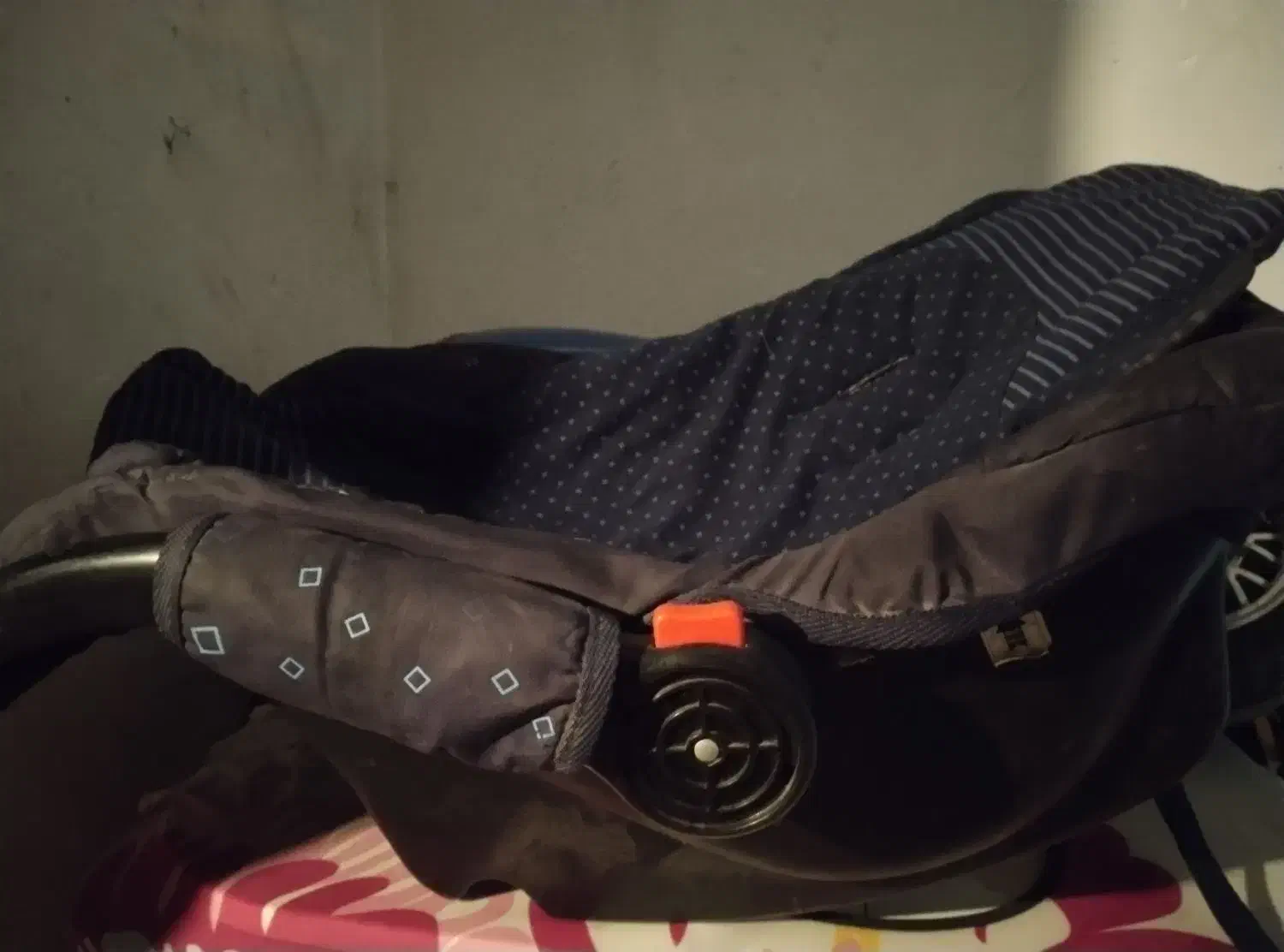 نی نی لای لای|کالسکه و لوازم جانبی|زاهدان, |دیوار