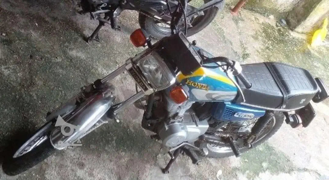 موتور ۱۲۵ هوندا مزائده سالم|موتورسیکلت|آستانه اشرفیه, |دیوار