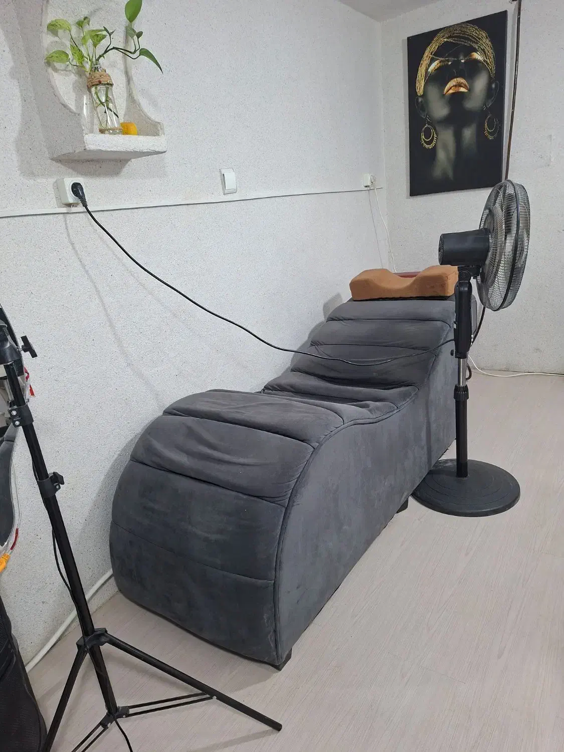 تخت مژه تخت کار|آرایشگاه و سالن‌های زیبایی|شاهین‌شهر, خانه کارگر|دیوار