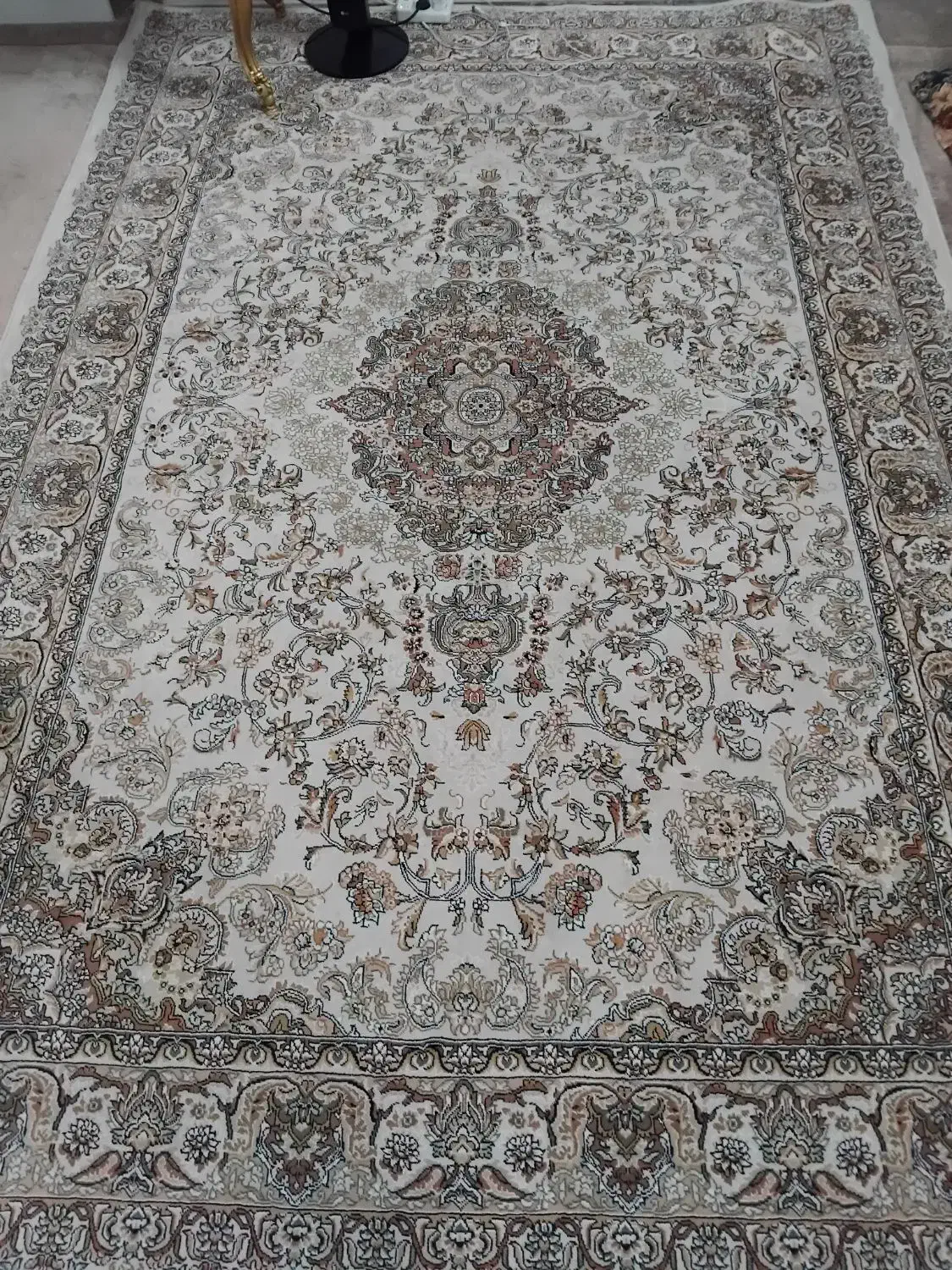 خریدارم|فرش|قم, نیروگاه|دیوار