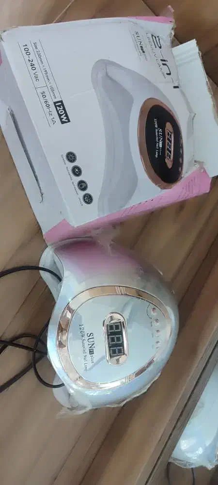 وسایل ناخنکاری|آرایشی، بهداشتی، درمانی|خاش, |دیوار