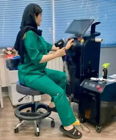 اف ویژه لاین لیزرموهای زائد،فول بادی فقط(۳۷۹)|خدمات آرایشگری و زیبایی|کوهدشت, |دیوار