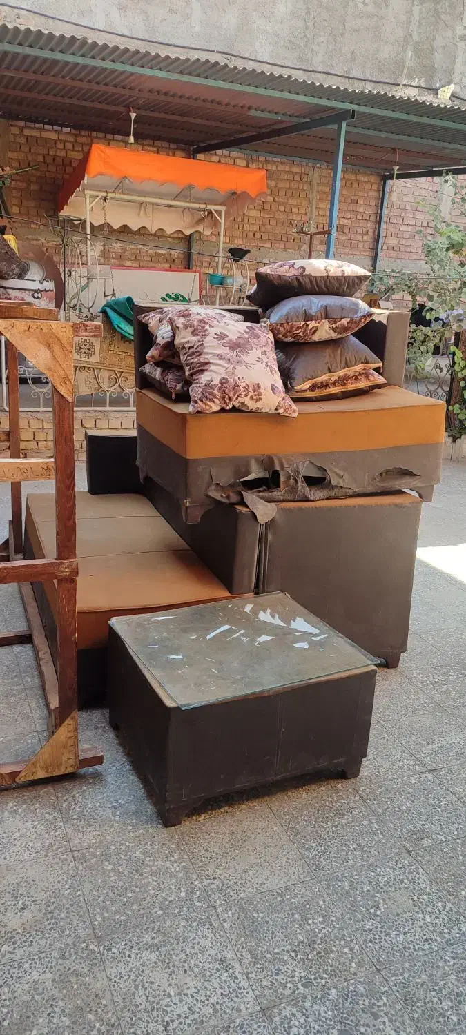 مبل و تخت|مبلمان خانگی و میز عسلی|زرند, |دیوار