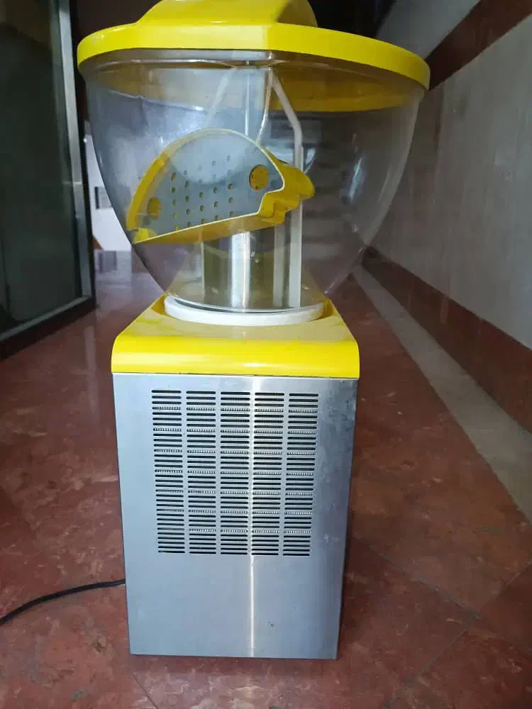 شربت سرد کن|کافیشاپ و رستوران|مشکیندشت, |دیوار