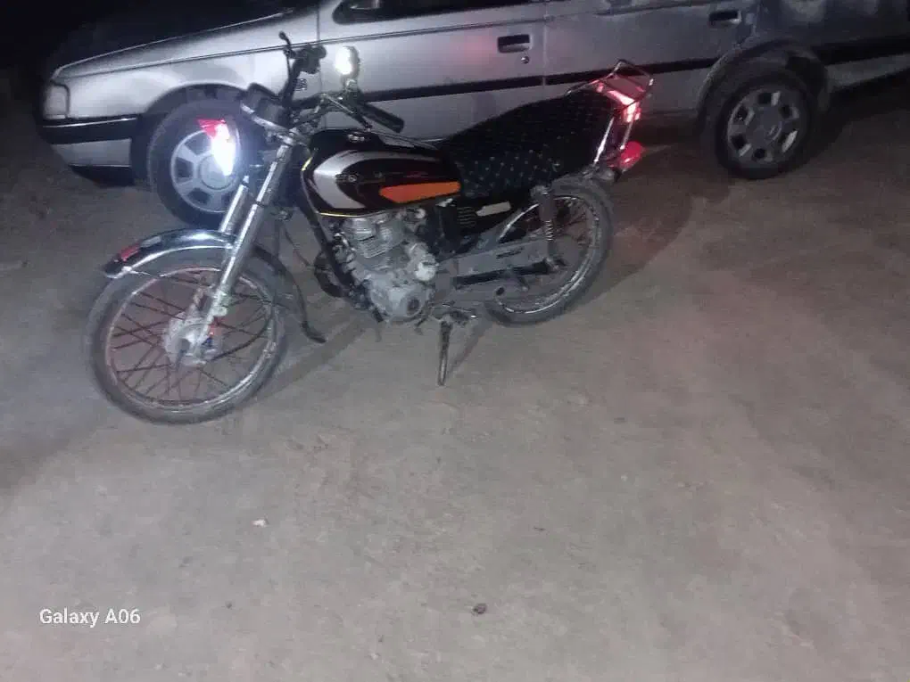 بدون هیچ عیب|موتورسیکلت|بم, |دیوار