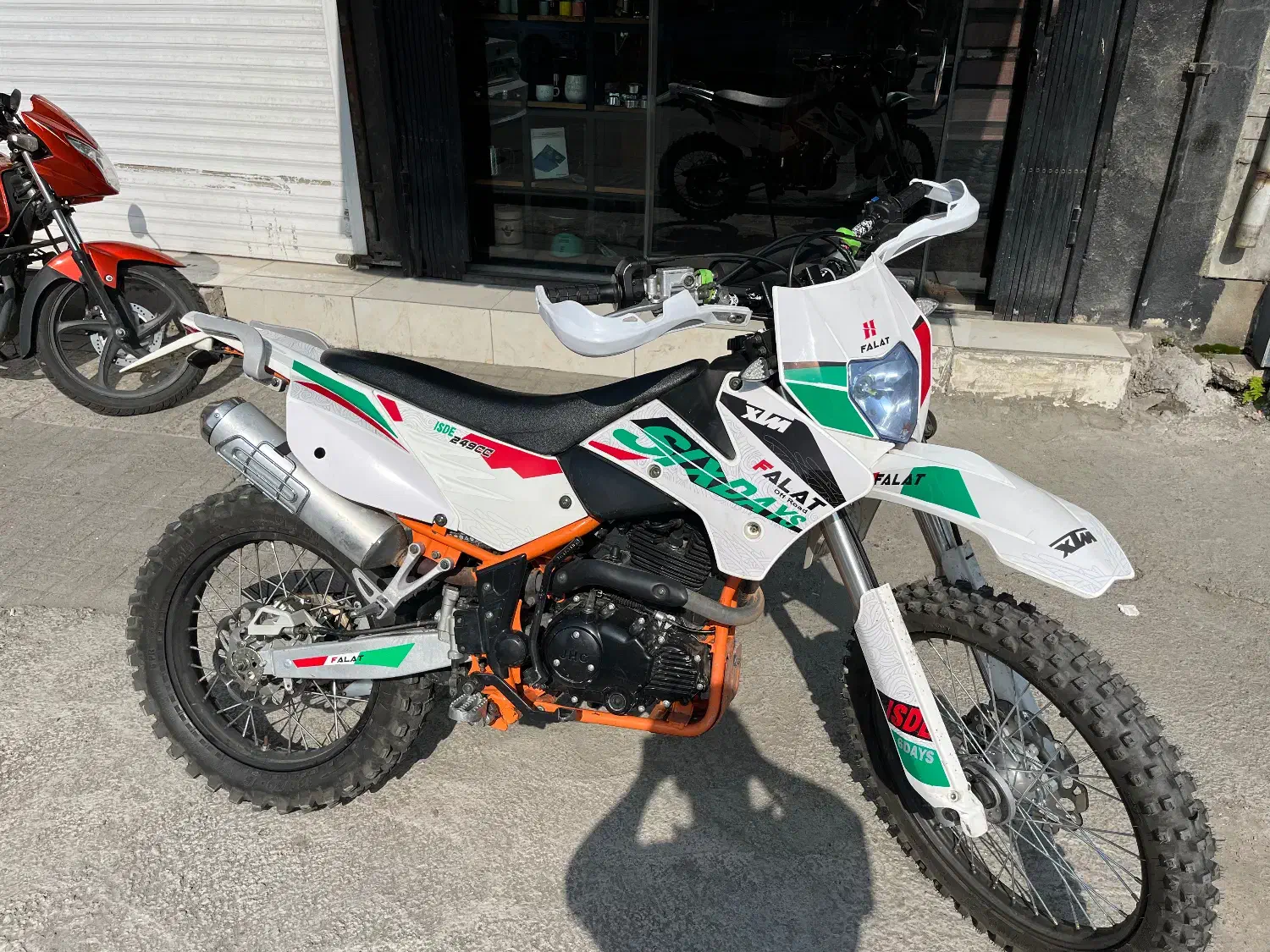 تریل فلاتktm درحد نقد یا معاوضه|موتورسیکلت|تنکابن, |دیوار